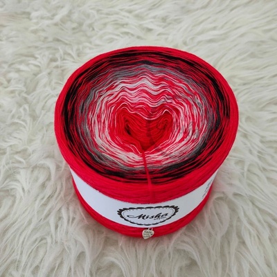 Mishastyle Neon red 3nitka návin: 700m