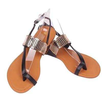 Сандали в черно със златист орнамент