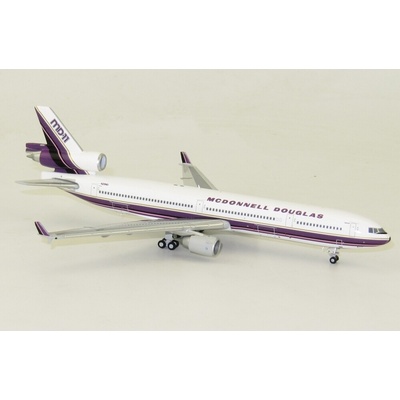 JC Wings MD-11 McDonnell Douglas House Colors 1:400