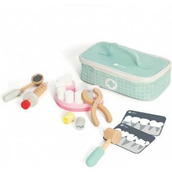 Classic World Детски дървен комплект - Малкия зъболекар (cw50556)