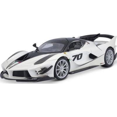 Bburago Bburago 1: 18 Ferrari TOP FXX-K EVO Nr. 70 (бяло/черно)