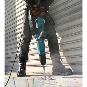 Image 1 of Makita HM1214C