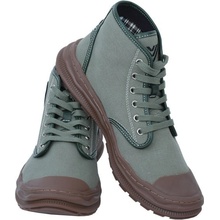 Bushman wander khaki
