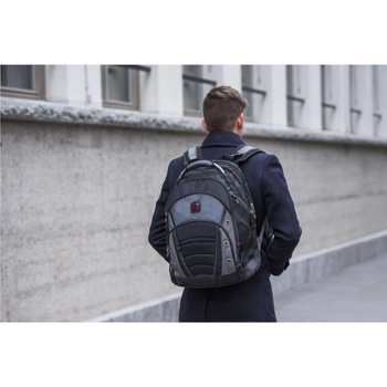 Image 1 of Wenger Synergy 16 (600635)