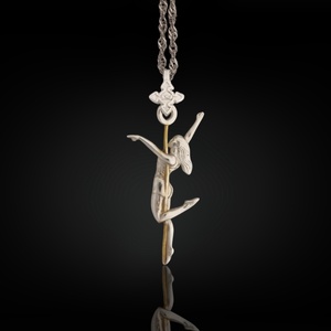  Pole Dance (Танци на пилон) - Дамски спортен медальон от сребро 925 с частично позлатено покритие - Ръчно изработено спортно бижу - Идеален подарък за жена, фенка на гимнастиката - SSJ - ssj - 99,43 л
