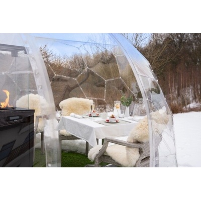 Úžasné 4chodové zážitkové menu v unikátním soukromém Igloo v restauraci Rendlík