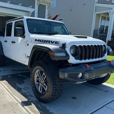 Mriežka, Lakované, S fotoaparátom, Bright White, Facelift, Jeep Wrangler JL, Jeep Gladiator JT