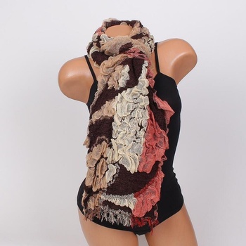 Image 1 of Зимен шал в бежово и кафяво с ефектен десен