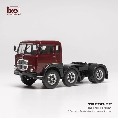 IXO Fiat 690 T1 1961 Červená 1:43