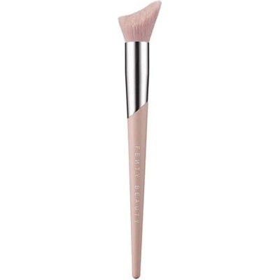 Fenty Beauty Cheek-Hugging Highlight Brush 120