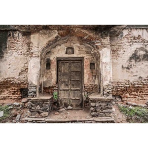 DIMEX ART Флизелинов фототапет руина със стара врата 375 x 250 см