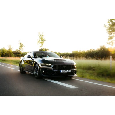Jízda ve Fordu Mustang Dark Horse 5.0 V8