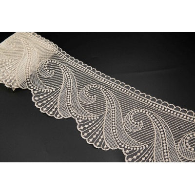 Luxusní krajka vyšívaná na tylu - světle béžová - šíře 10,5 cm