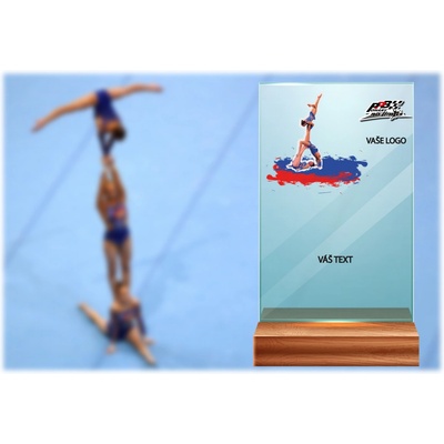 Skleněná trofej na dřevěném podstavci Gymnastika pyramida Výška: 17 cm