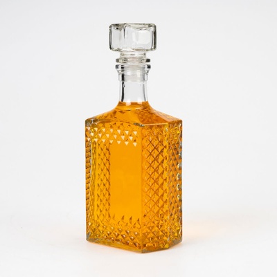 Glass Dekorativní skleněná karafa na Whisky 500 ml