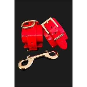 Kinky Diva глезенски белезници червени