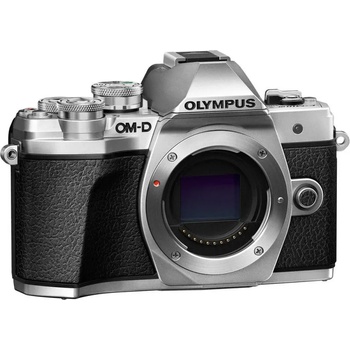 Olympus E-M10 III + EZ-M 14-42mm + EZ-M 40-150mm (Double Zoom Kit) (V207074BE000/V207074SE000)