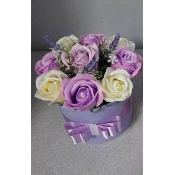 Image 1 of КУТИЯ СЪС САПУНЕНИ РОЗИ