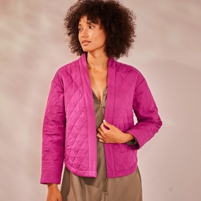 Prešívaná bunda s kimono golierom purpurová