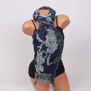 Image 1 of Тъмносин шал с ефектни рози