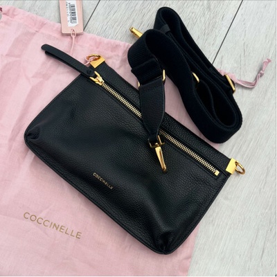 Coccinelle crossbody čierna / zlatá