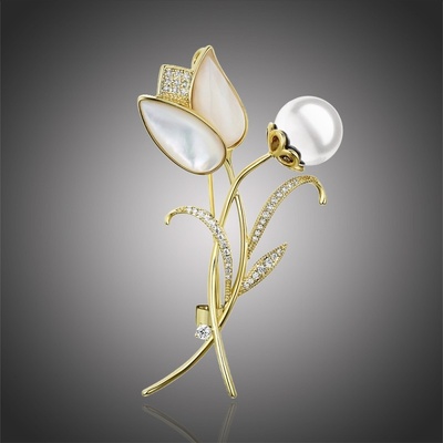 Éternelle brož s bílou perlou a zirkony Emidia květina B2137/AL zlatá