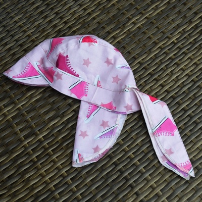 plátěná čepice pirátka s kšiltem Tenisky růžové