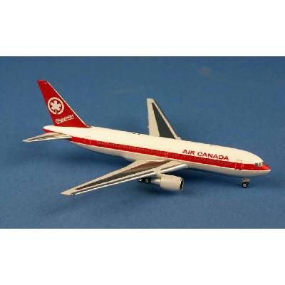 AeroClassic B767-233 Air Canada 1980s Colors 1:400