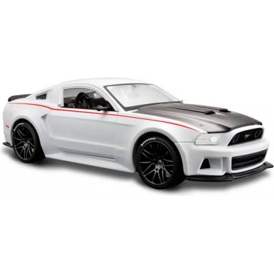 Maisto Ford Mustang Street Racer 2014 bílá 1:24