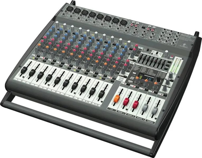 BEHRINGER Europower PMP4000
