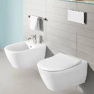 Villeroy & Boch Комплект тоалетна чиния Villeroy&Boch Subway 2.0 DirectFlush с окачено биде и тънък капак с плавно затваряне (5614R201+54000001)