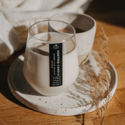 VONTREE CANDLE Růžový pepř & Hruška 400 ml