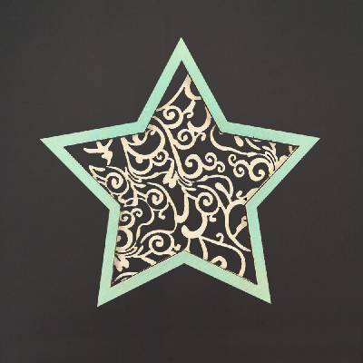 AMADEA Dřevěná ozdoba hvězda ornament dvojitá zelená 9 cm český výrobek