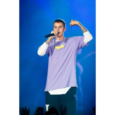 David Wolff - Patrick Plagát, Obraz - Justin Bieber Performs At AccorHotels Arena, 26.7 × 40 cm
