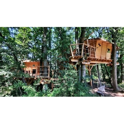 Relaxační pobyt ve stylovém Tree house V lipách s vířivkou a snídaní v Resortu Green Valley pro 2 osoby