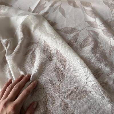 Záclonový voál ivory, transparentní florální vzor, synt. vl. 3