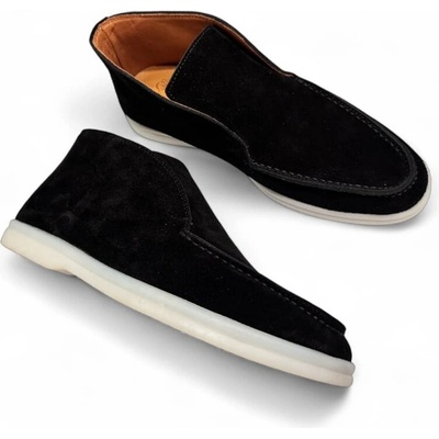 Mодерни дизайнерски дамски лоуфъри с изчистен италиански дизайн от естествен велур в черен цвят