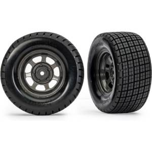 Traxxas колело 2.2/3.0", диск dirt oval графитово сив, гума Hoosier (2) (2WD задни, 4WD)