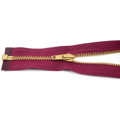 Deliteľný kovový mosadzný zips č.5 viac farieb - dĺžka (30 - 85 cm) 50 cm Vínová