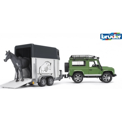 Bruder 2592 Land Rover Defender s prepravníkom na koňa a koníkom