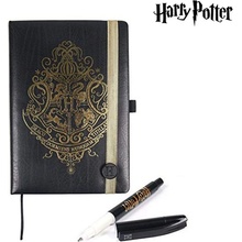 CurePink Poznámkový blok s propiskou Harry Potter Hogwarts set 2 ks A5 14,8 x 21 cm 2100003337