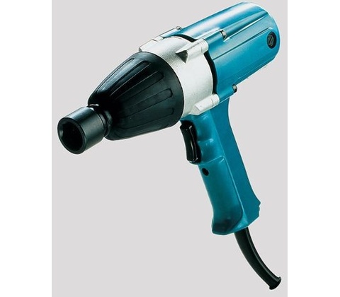 Makita 6905B