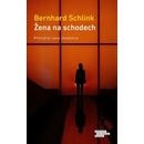Žena na schodech