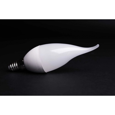 KM Slovakia LED žiarovka sviečka-plameň 7W E14 6500K F37 10143076 KM