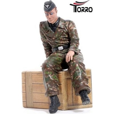 TORRO 1/16 figurka sedícího řidiče