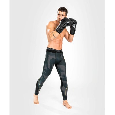 Venum Razor black gold