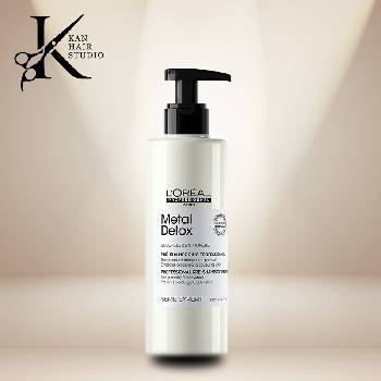 L'Oréal Пре-шампоан за третирана и увредена коса Metal Detox 250 ml