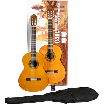 Image 1 of Yamaha C40 Nat