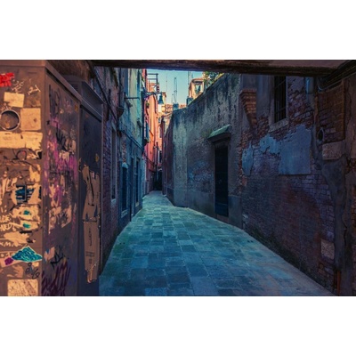 Dimex MS-5-0720 Vliesová fototapeta Úzká benátská ulice rozměry 375 x 250 cm
