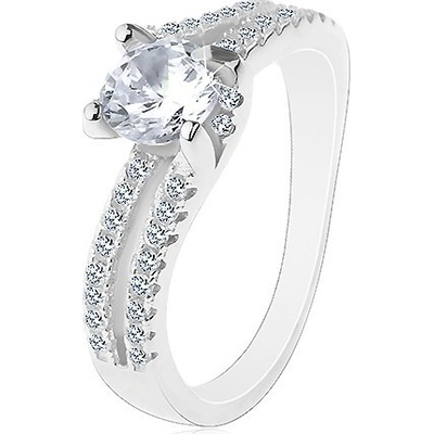 Šperky eshop zásnubní prsten ze stříbra 925 zářivý zirkon mezi dvěma liniemi zirkonků H8.14